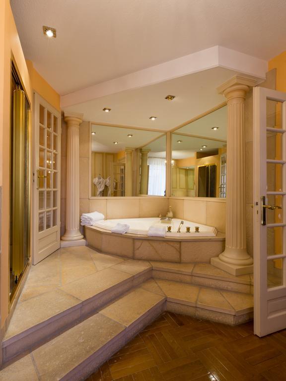 Hostellerie De La Pommeraie By Popinns سليستا المظهر الخارجي الصورة